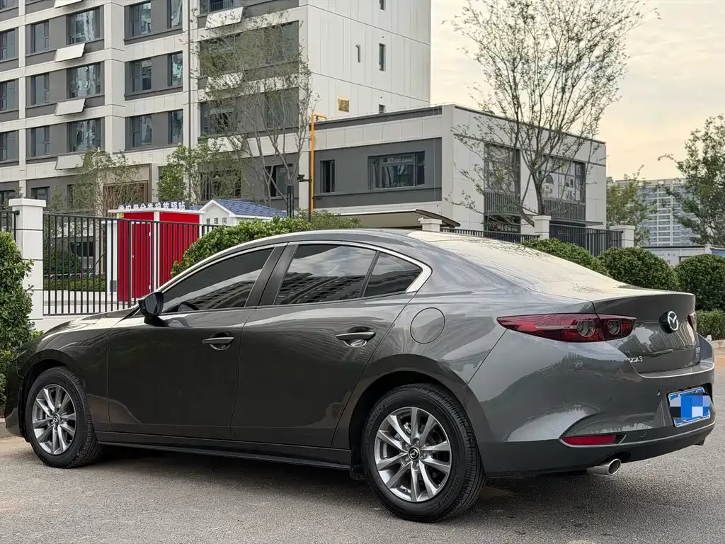 Mazda 3 Axela 2022 из CN, фото 3