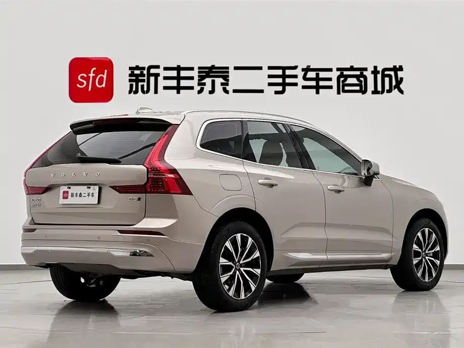 Volvo XC60 — фото 3