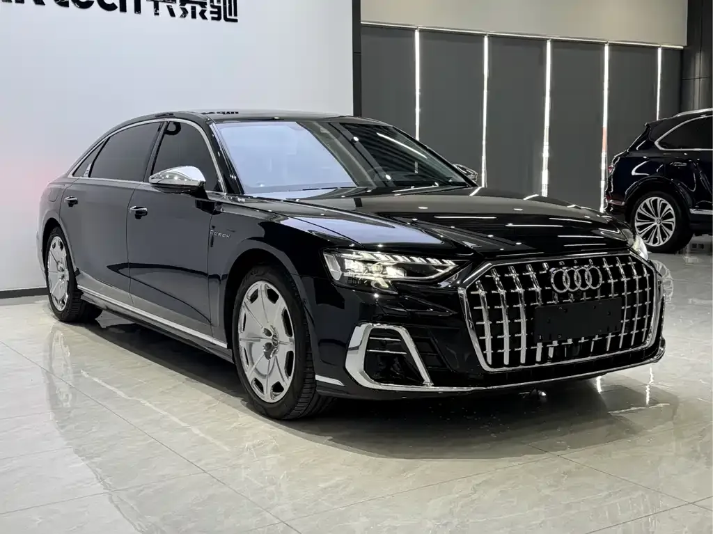 Audi A8 — фото 6