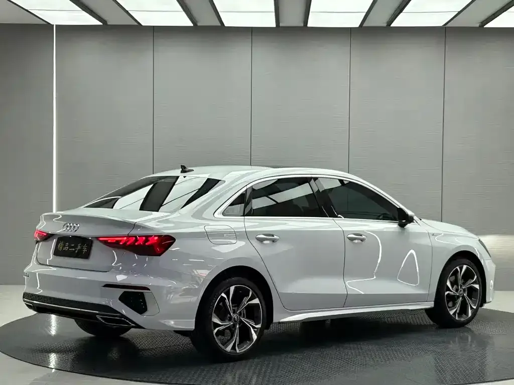 Audi A3 — фото 8