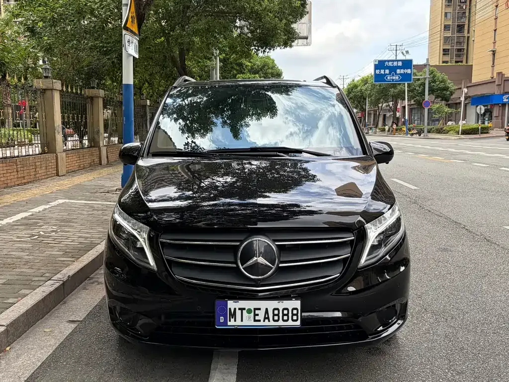 Mercedes-Benz Vito — фото 1