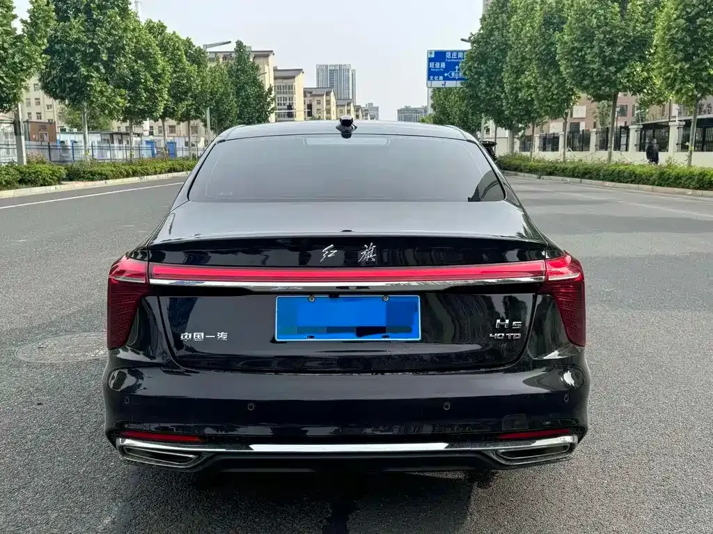 Hongqi H5 — фото 5
