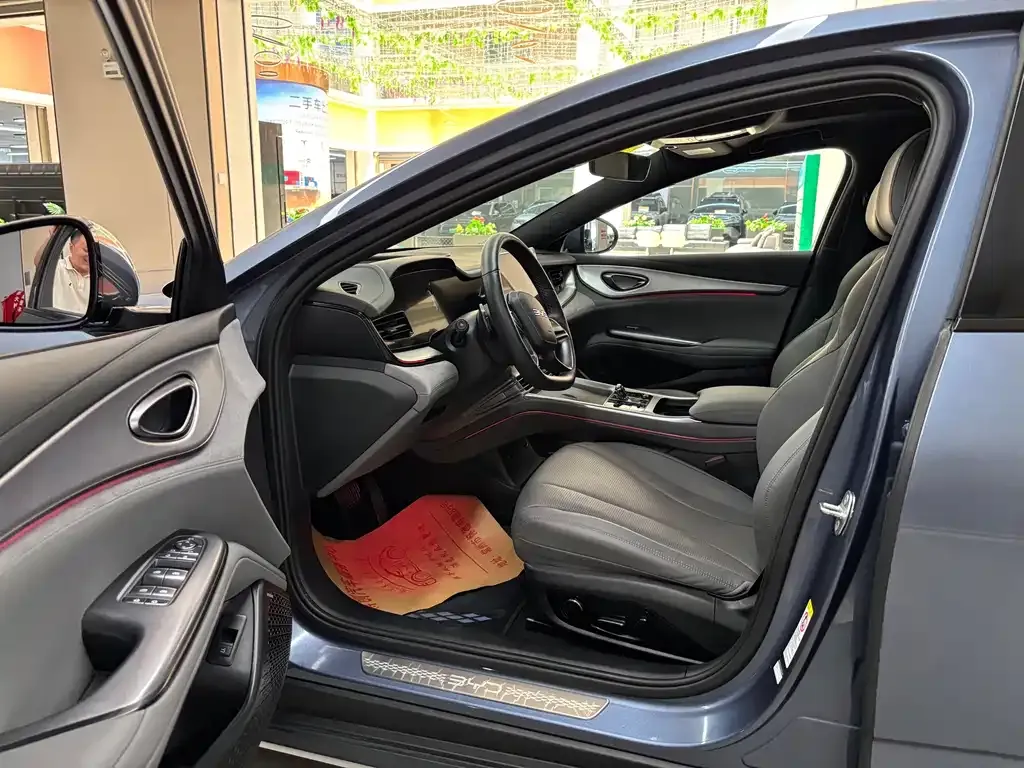 BYD Seal 07 DM-i — фото 6