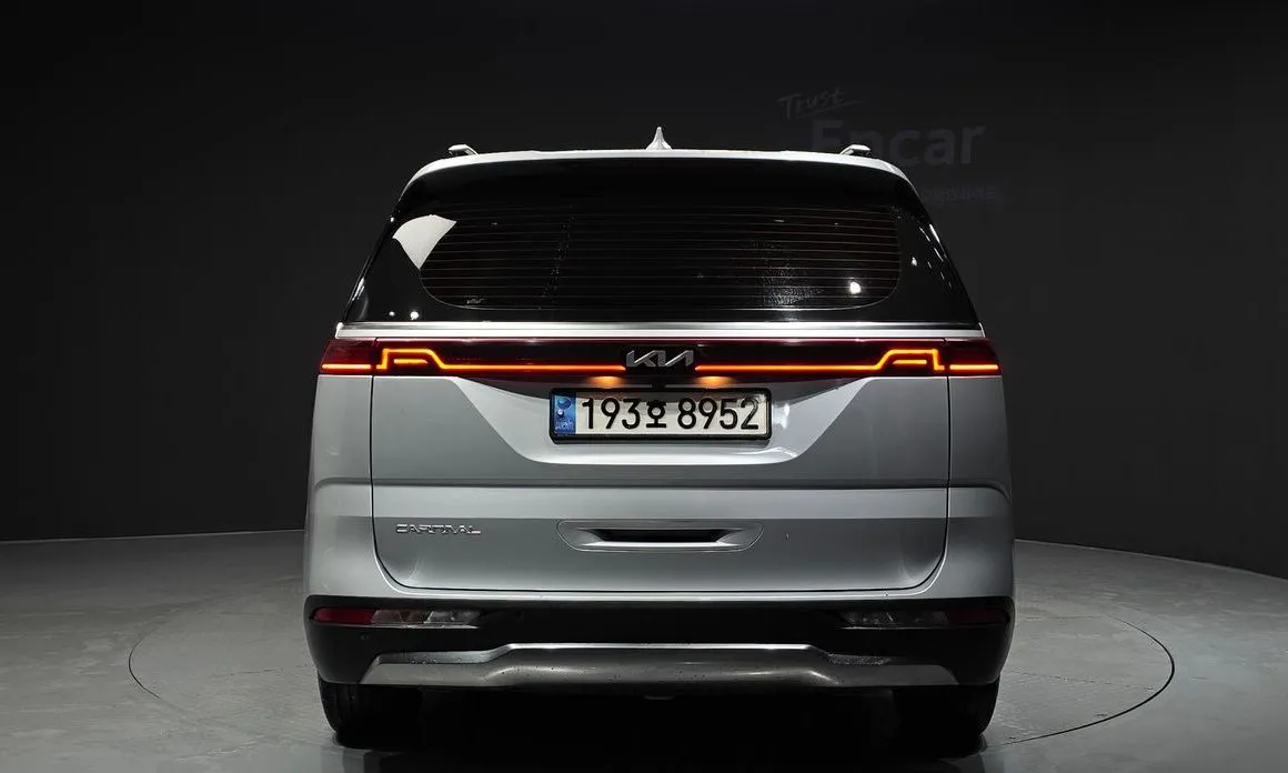 Kia Carnival — фото 10