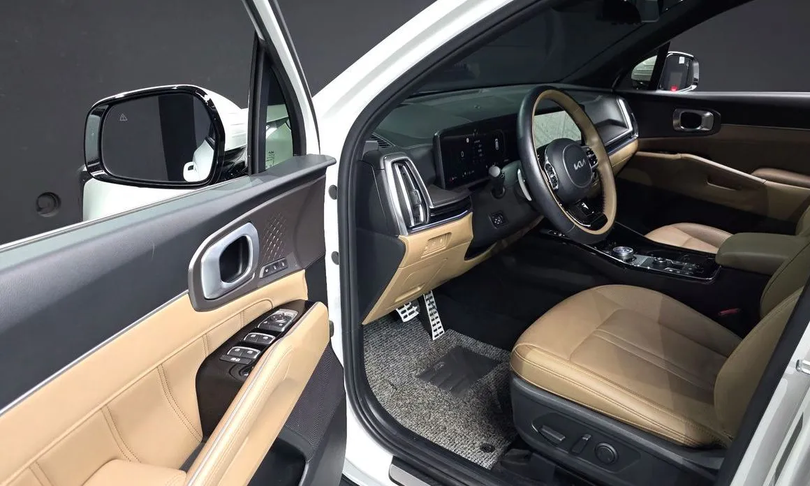 Kia Sorento — фото 5