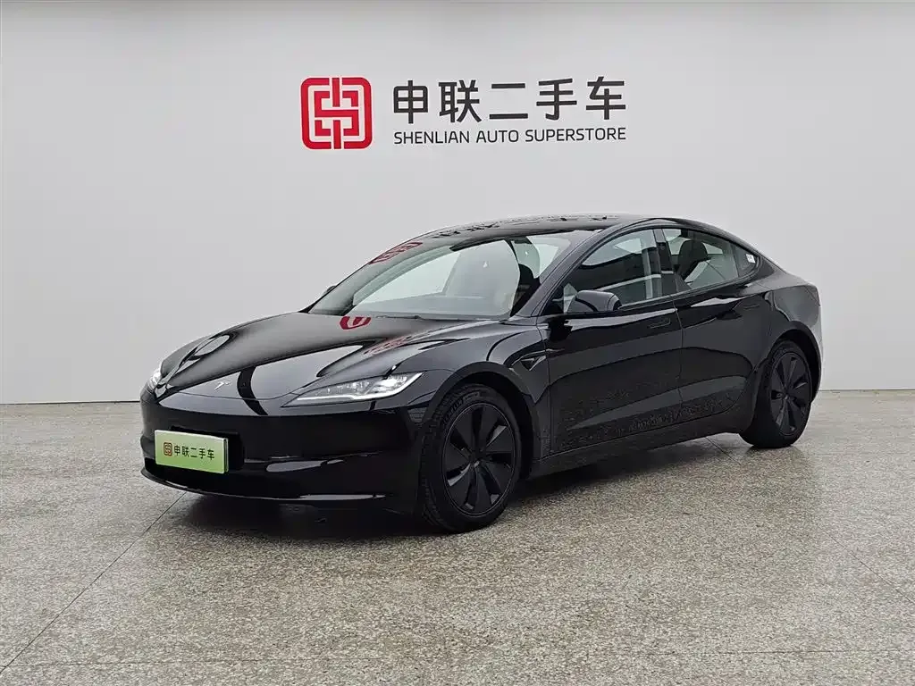 Tesla Model 3 — фото 1