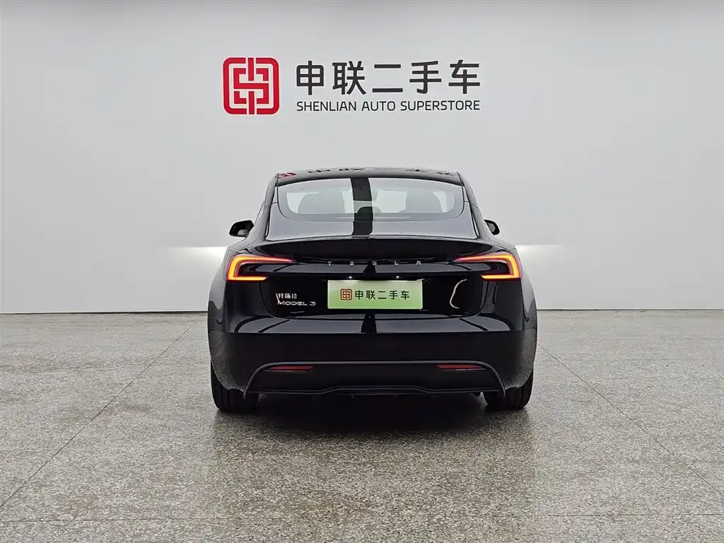 Tesla Model 3 — фото 10