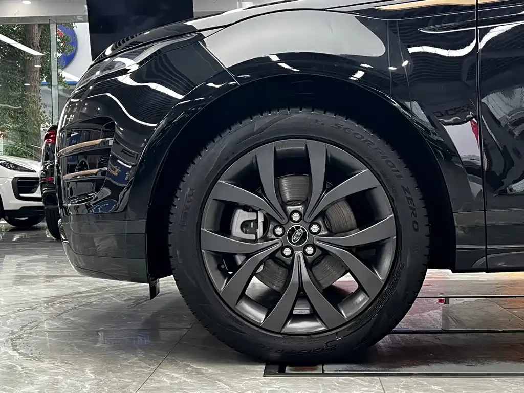Land Rover Evoque — фото 6