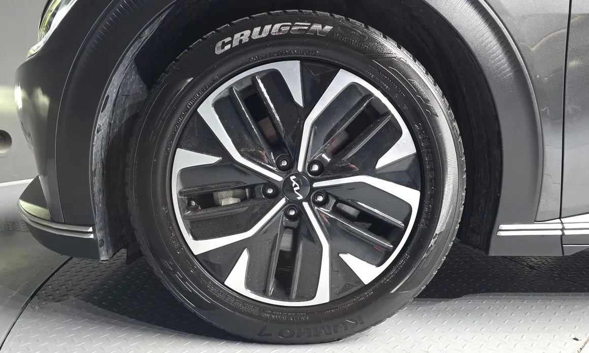 Kia EV6 — фото 2