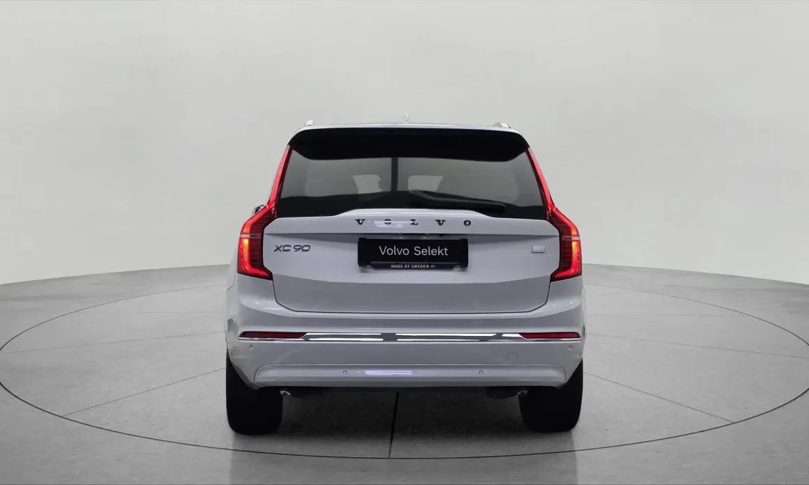 Volvo XC90 2023 из KR, фото 3