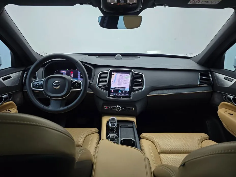 Volvo XC90 2023 из KR, фото 10