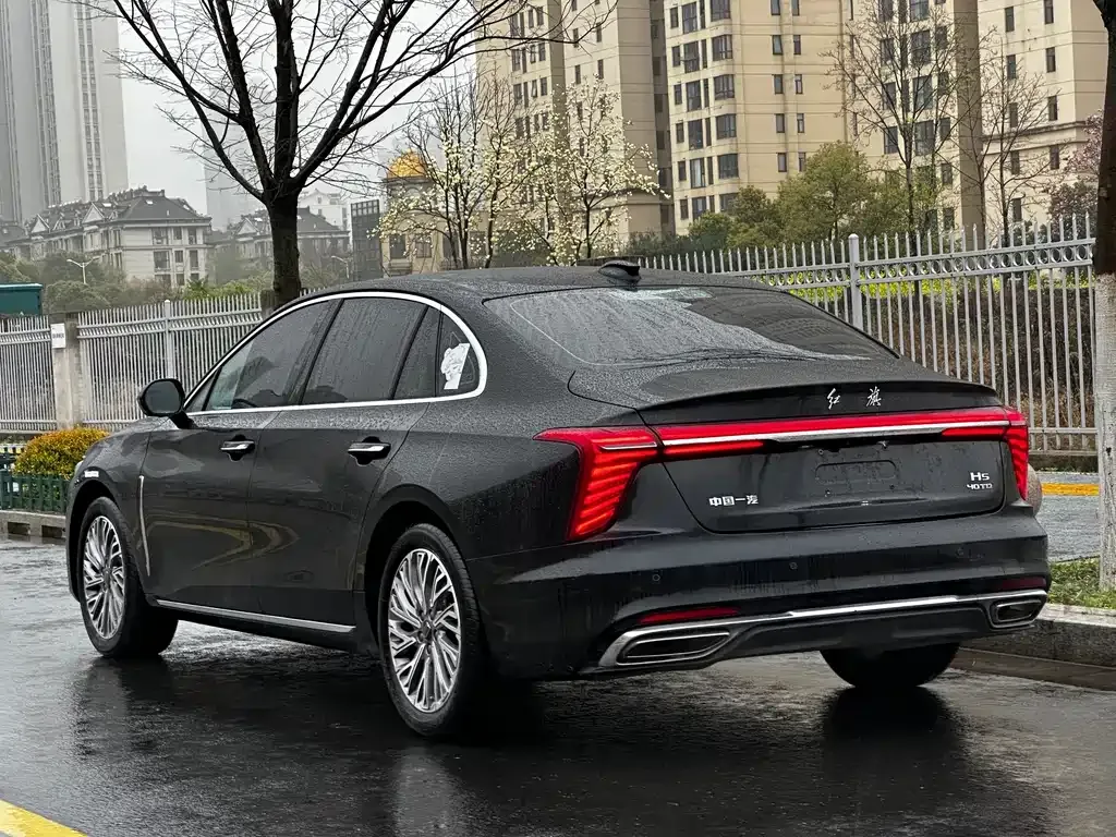 Hongqi H5 — фото 10