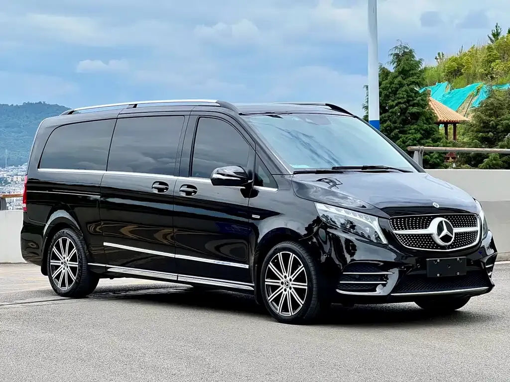 Mercedes-Benz V-Class — фото 6