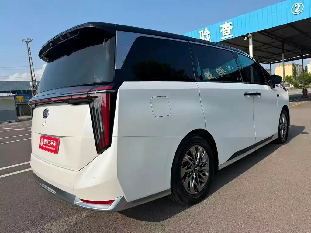 GAC Motor Trumpchi M8 — фото 4