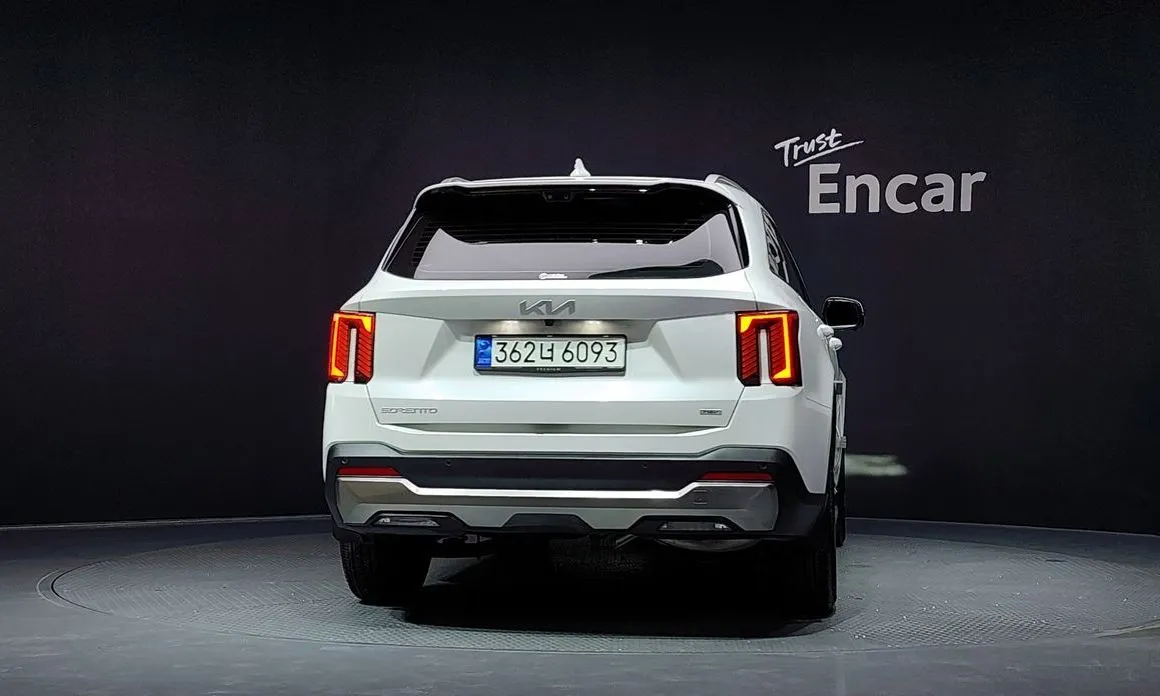 Kia Sorento — фото 4