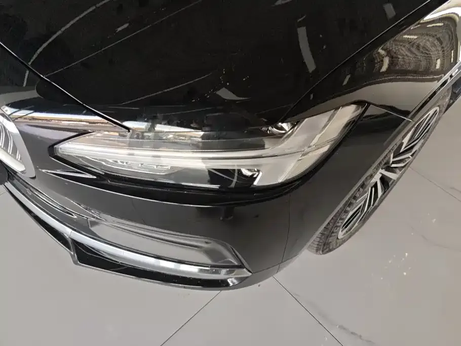 Volvo S90 — фото 7