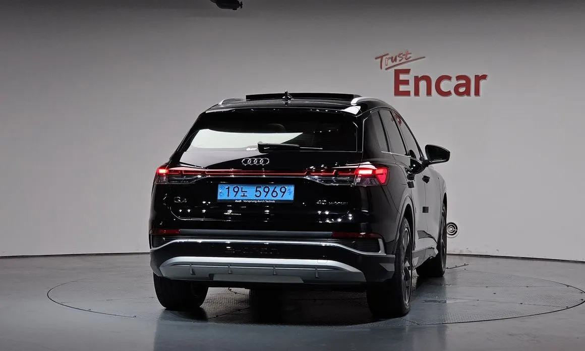 Audi Q4 e-tron 2023 из KR, фото 5