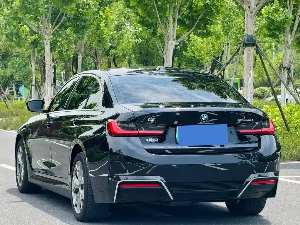 BMW i3 — фото 10