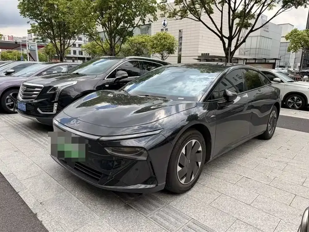 XPeng P7+ — фото 1