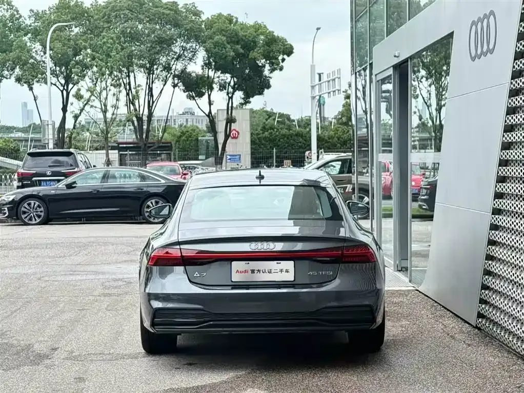 Audi A7 — фото 5