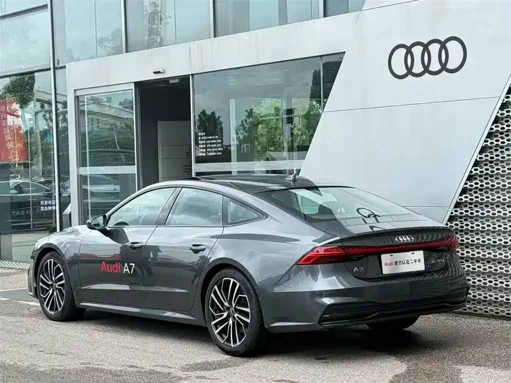Audi A7 — фото 10