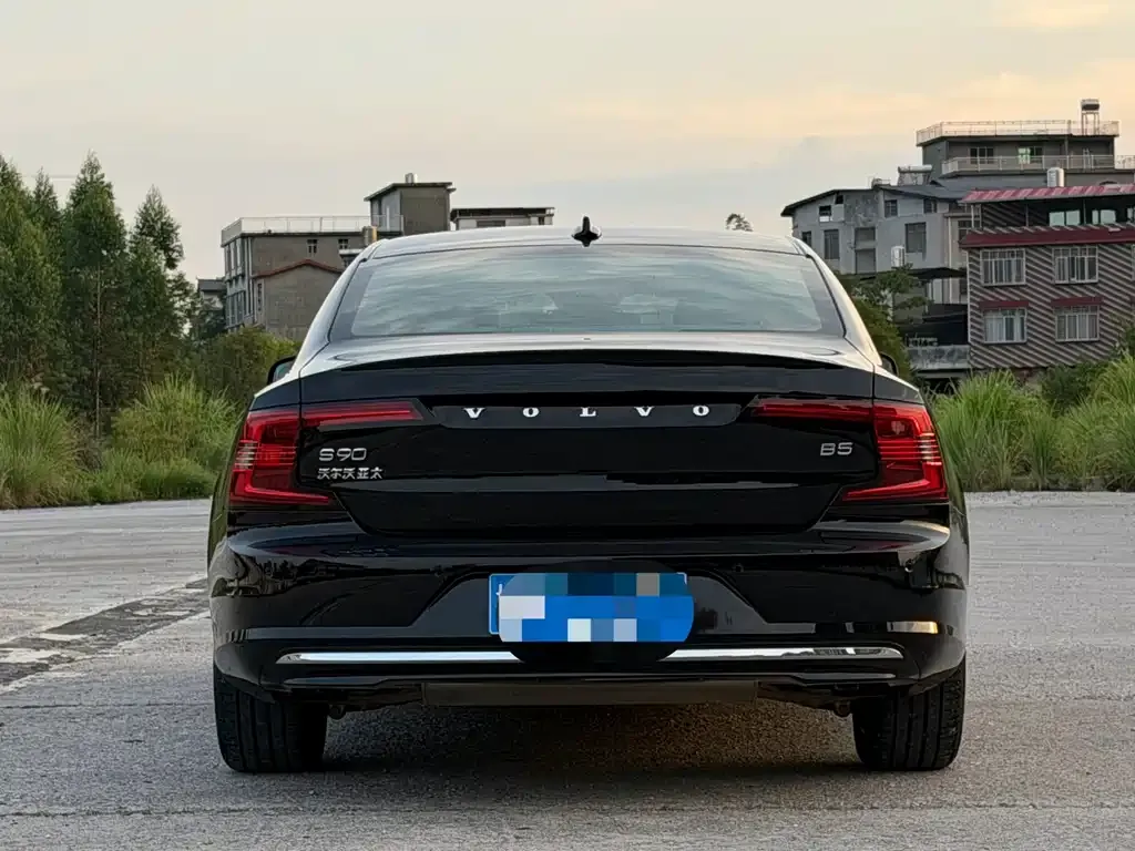 Volvo S90 — фото 7