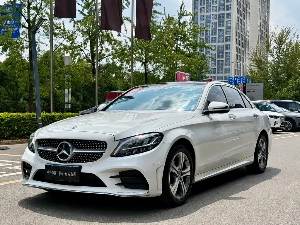 Mercedes-Benz C-Class — фото 10