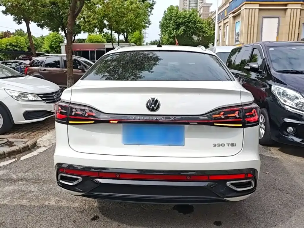 Volkswagen Tiguan X — фото 4