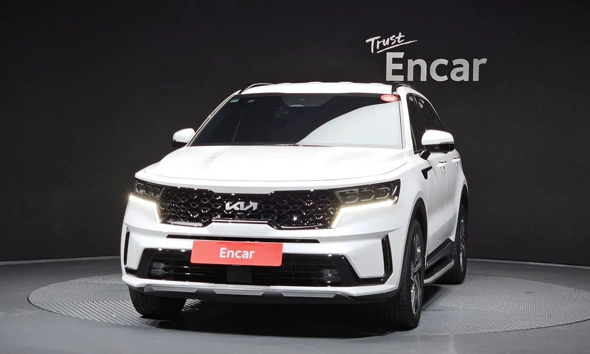 Kia Sorento — фото 7