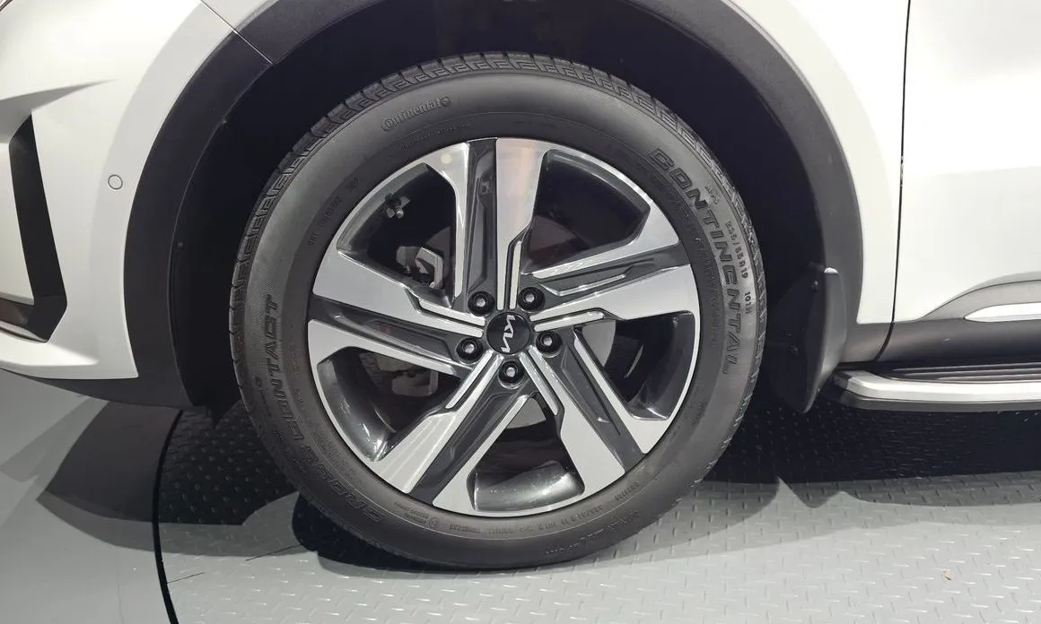 Kia Sorento — фото 2