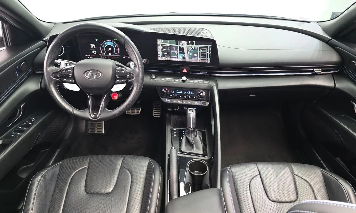 Hyundai AVANTE — фото 7