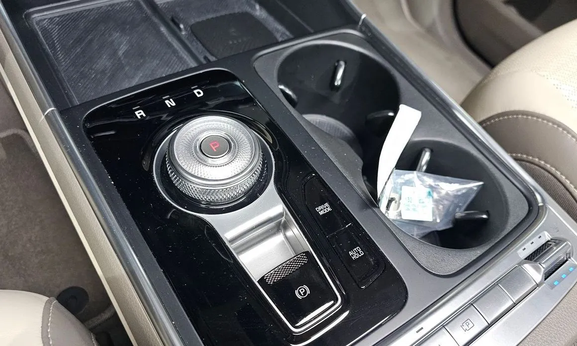 Kia Carnival 2025 из KR, фото 8