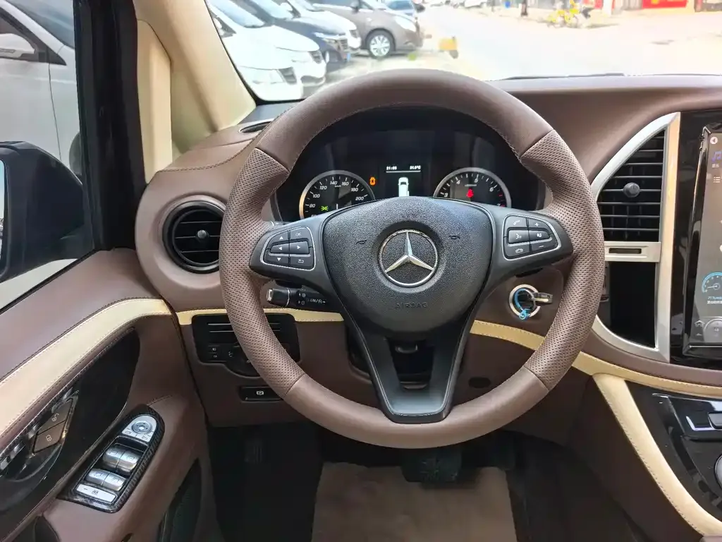Mercedes-Benz Vito — фото 9
