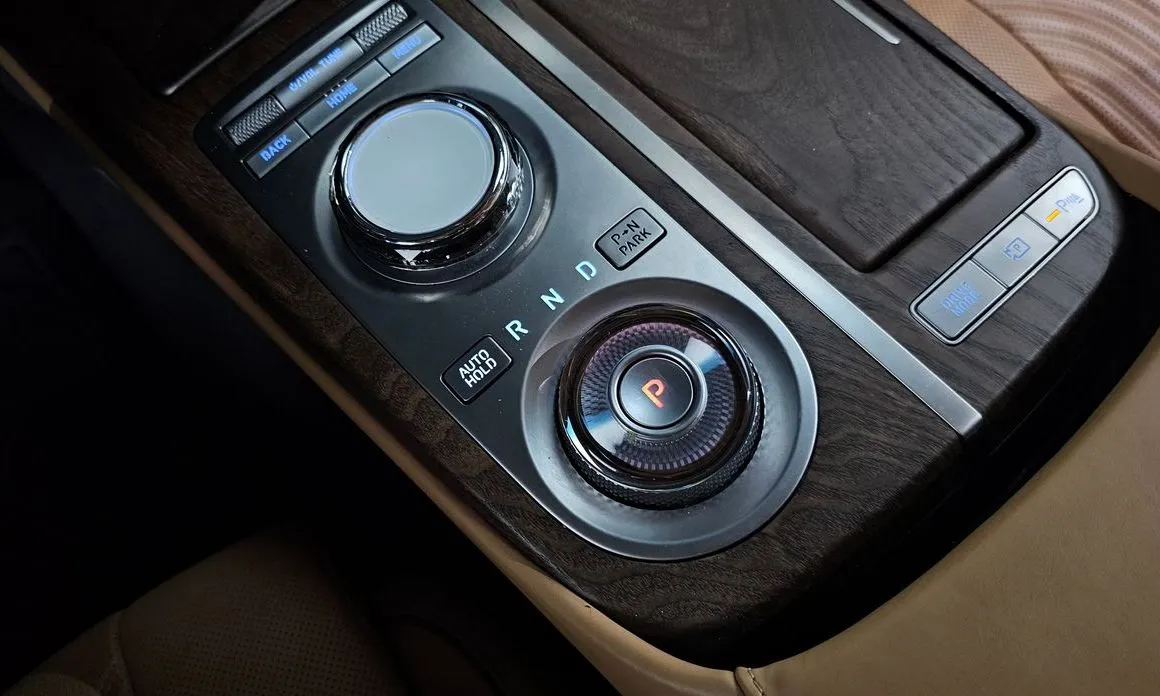 Genesis G80 — фото 7