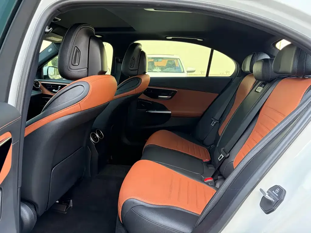 Mercedes-Benz C-Class — фото 4
