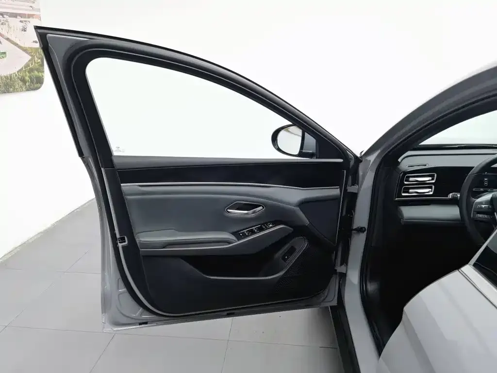 BYD Qin L — фото 4