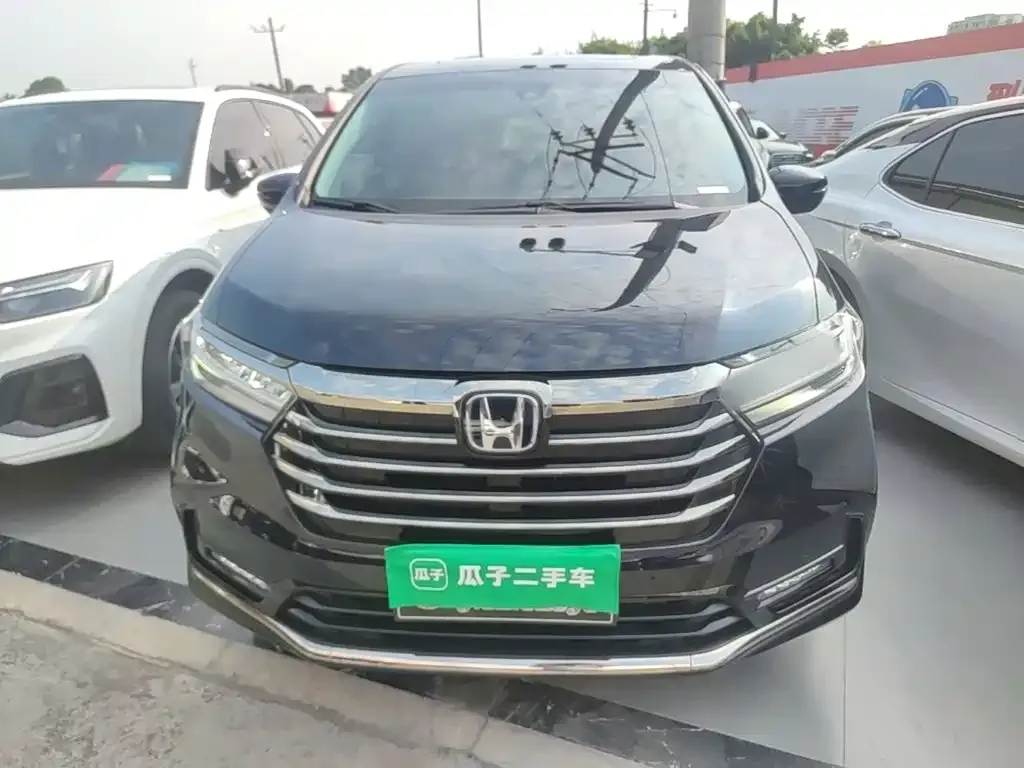 Honda Odyssey — фото 10