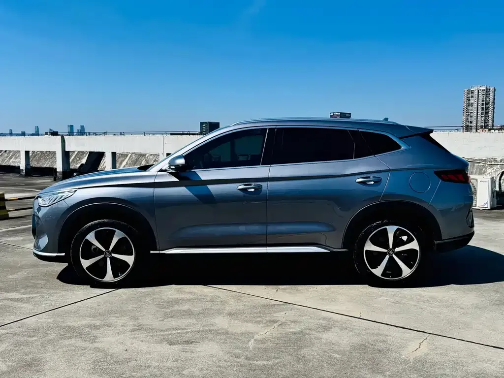 BYD PLUS New Energy — фото 6