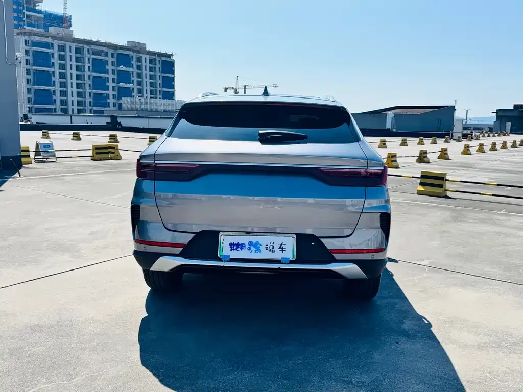 BYD PLUS New Energy — фото 3