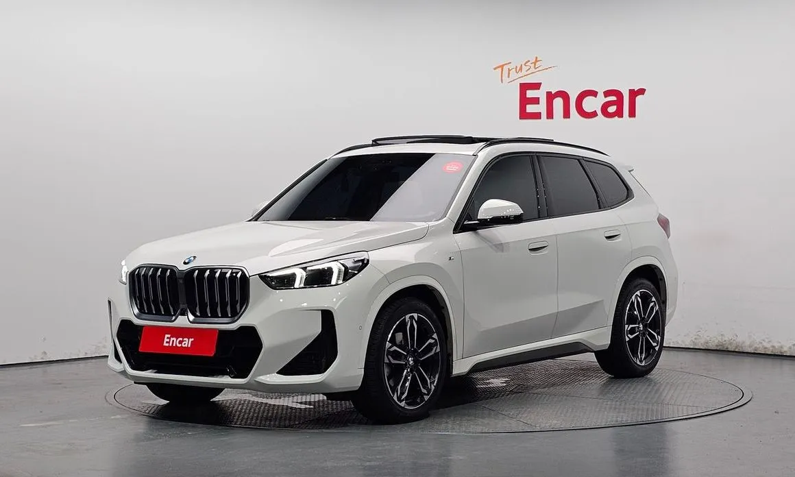 BMW X1 — фото 1