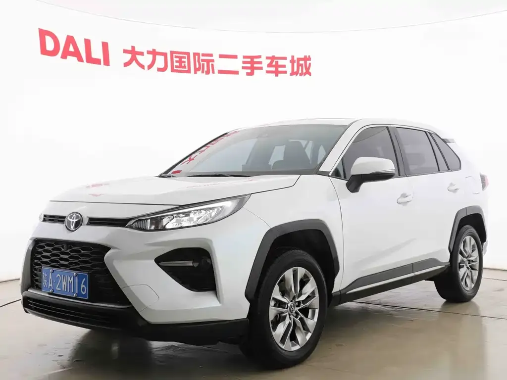 Toyota Wildlander — фото 1