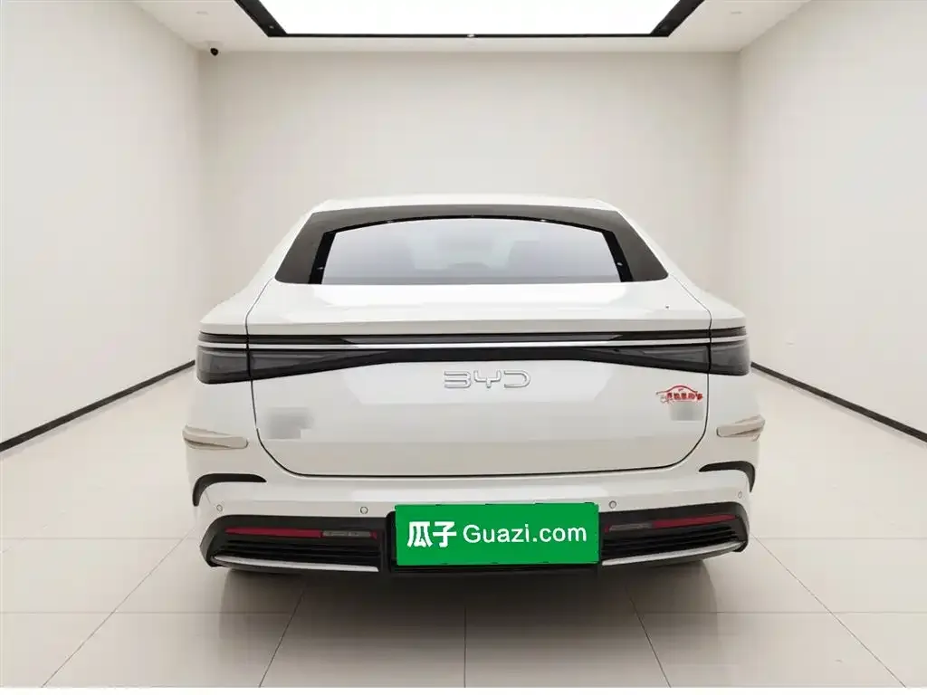 BYD Seal — фото 5
