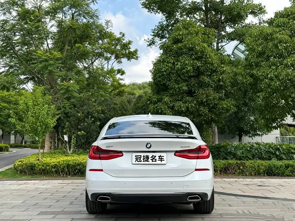 BMW 6 Series GT — фото 10