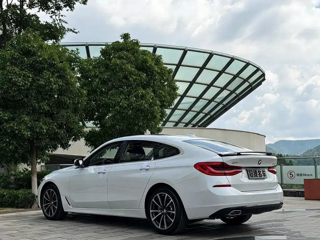 BMW 6 Series GT — фото 7