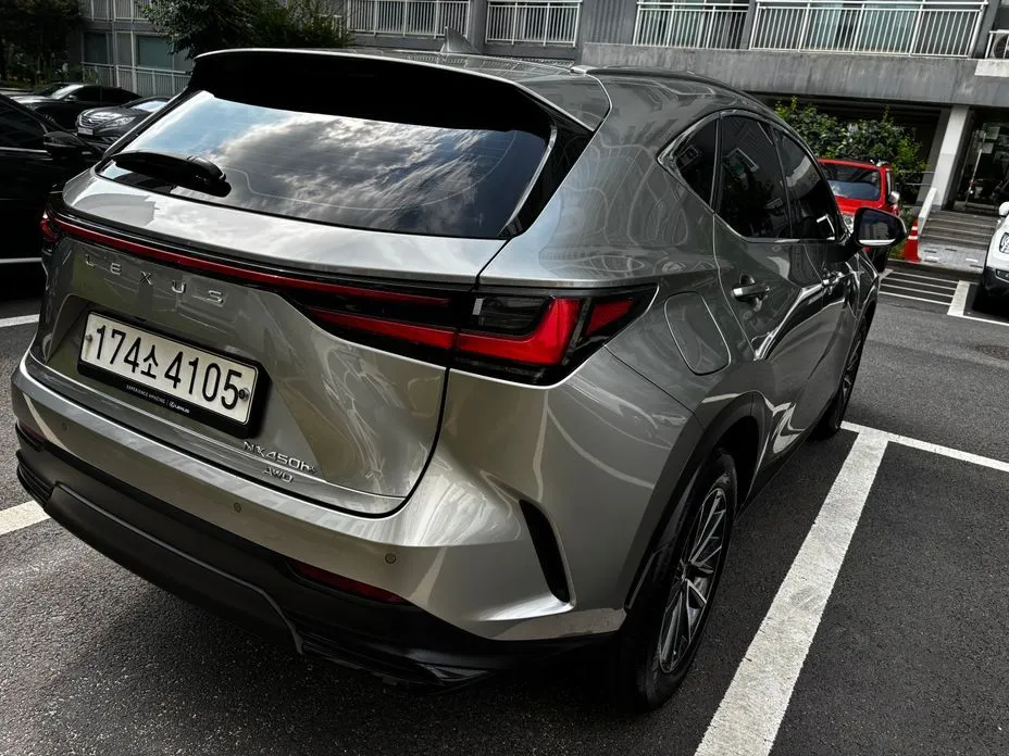 Lexus NX — фото 4