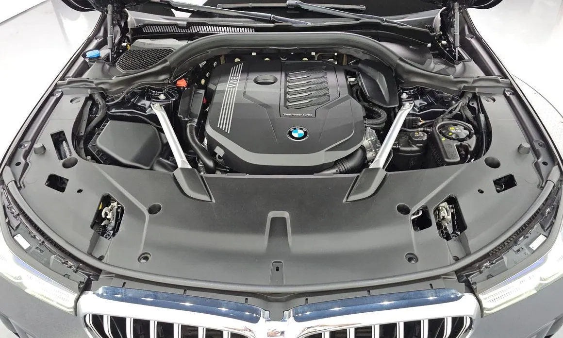 BMW Gran Turismo 2023 из KR, фото 8