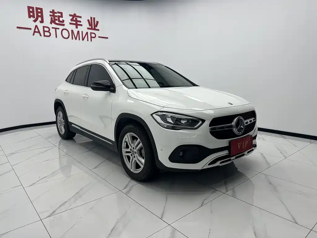 Mercedes-Benz GLA — фото 10