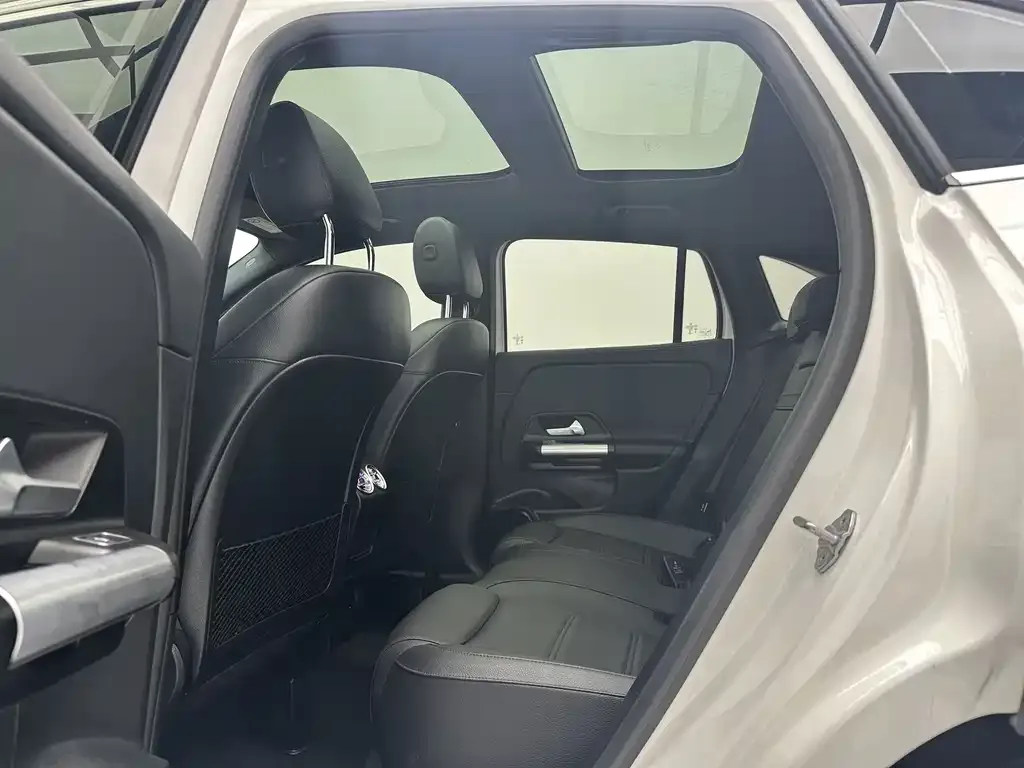 Mercedes-Benz GLA — фото 3