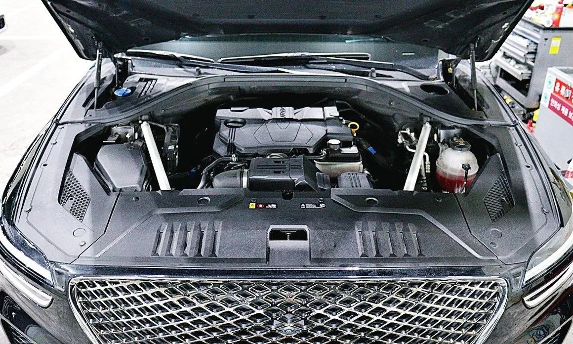 Genesis GV70 — фото 10