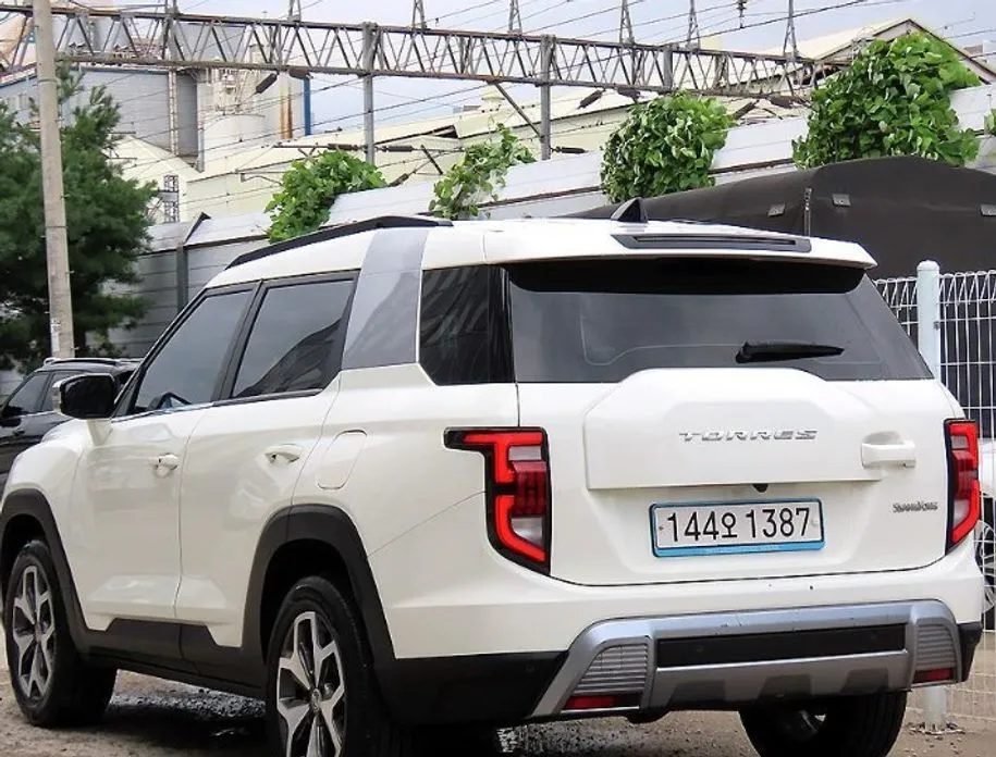 KG Mobility (Ssangyong) Torres — фото 10